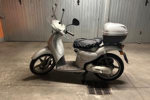 Aprilia Scarabeo 50 2T – 1998 – Bauletto Originali