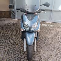 Yamaha x-city 250