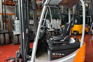 Muletti carrelli elevatori