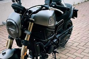 Benelli Leoncino 800 2022