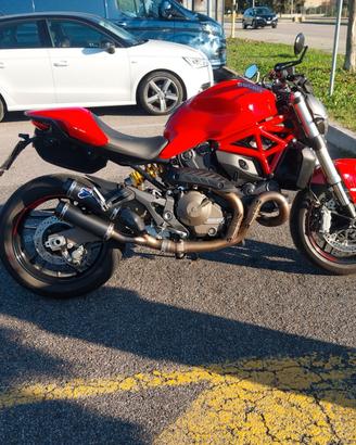Ducati Monster821