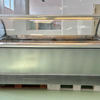 Vetrina gelato isa millenium 24 gusti