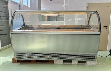 Vetrina gelato isa millenium 24 gusti