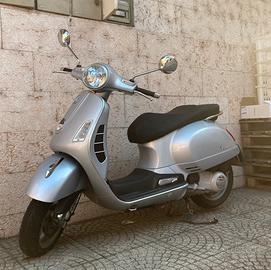 Vespa gts