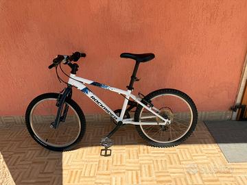 Bici MTB bambino 6/9 anni bianca e blu Rockrider