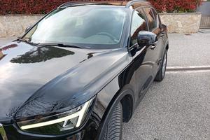 VOLVO XC40 10/2022 benzina
