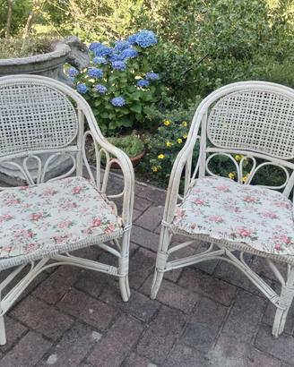 Coppia di poltrone vintage in vimini / rattan con
