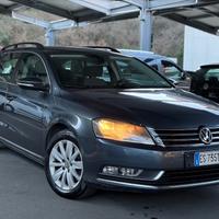 Volkswagen Passat 2.0tdi 140cv 6marce - 2013 highl