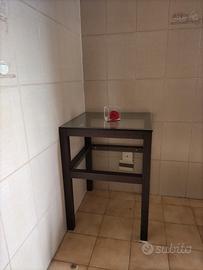 Tavolo grande e tavolino piccolo 