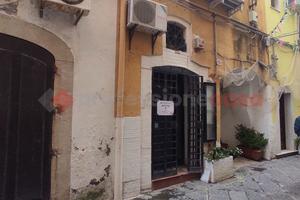 Negozio Gaeta [LE68ACG]