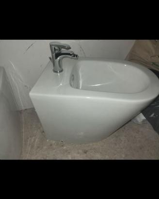 Sanitari bagno moderni a vaso