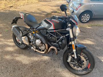 ducati monster 821 stealth