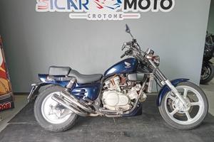 Honda VF 750 CUSTOM RC28