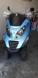 piaggio MP3 