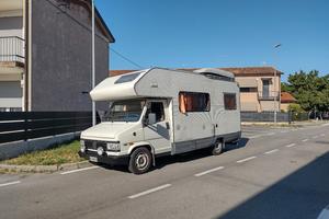 Camper Rimor mansardato 2.5 TD