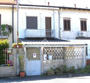 3 LOCALI A ORIGGIO