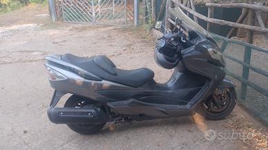 scooter Burgman 400