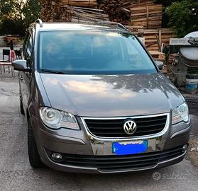 VW Touran 
