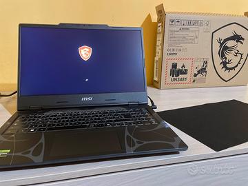 MSI Cyborg 15 B2RWEKG-082IT Notebook Gaming, 15,6