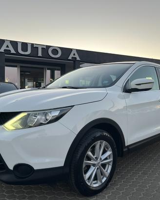 NISSAN Qashqai 1.5 dCi Acenta