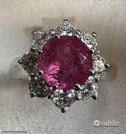 ANELLO ORO 18kt. CON DIAMANTI E RUBINO BIRMANO