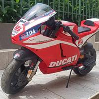 Ducati elettrica x bambino Peg Perego