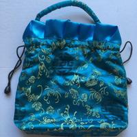 Borsetta blu fiori raso