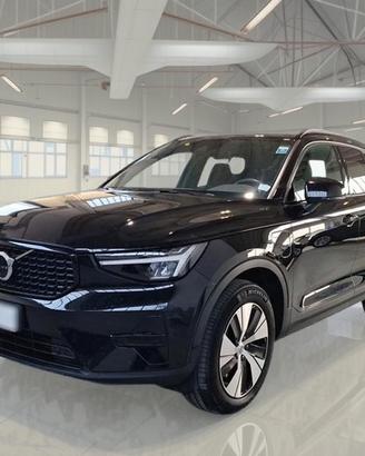 VOLVO XC40 T4 RECHARGE PLUG-IN AUTO PLUS DARK SUV