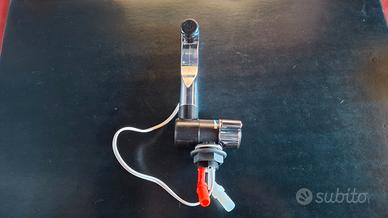 RUBINETTO MISCELATORE CON INTERRUTTORE