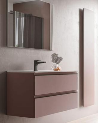 Mobile bagno con lavandino e specchiera