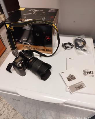 Nikon D90 come nuova(vetrina) 3.500 scatti.