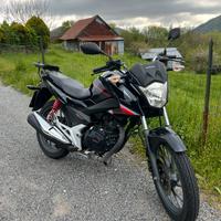 Honda cb125f