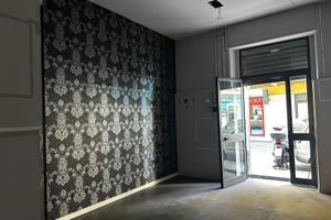 Bottega C/1 con un punto Luce