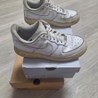 2 Paio di scarpe NIke Air Force, Adidas Stan Swith