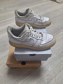 2 Paio di scarpe NIke Air Force, Adidas Stan Swith