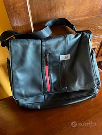 Borsa Piquadro Originale - Eleganza e Funzionalità