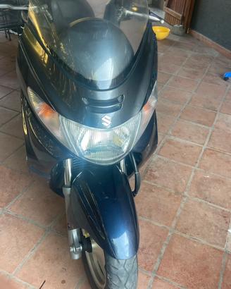 suzuki burgman 400 anno 2001