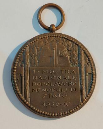 Medaglia Fascista con data  1932-