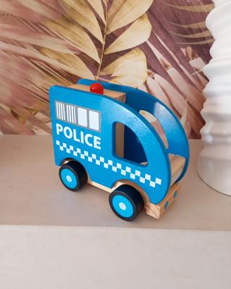 camionetta della polizia 