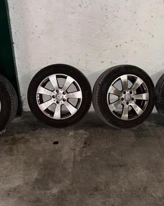 4 CERCHI ORIGINALI MERCEDS + 4 PNEUMATICI