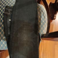 Jeans Neri Elasticizzati