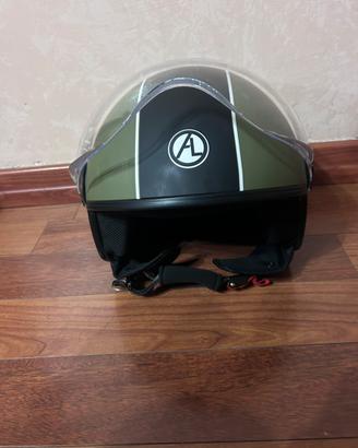 Casco jet
