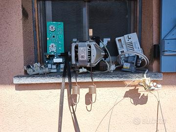 Ricambi lavatrice Indestit IWC 71051