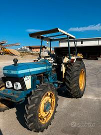 TRATTORE AGRICOLO FORD 4610