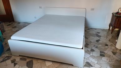 Letto matrimoniale IKEA+reti IKEA 