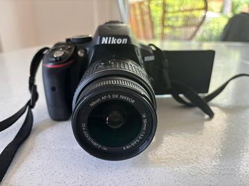 Nikon D5300 24.2Mpx (Lente 18-55mm f/3.5-5.6 VR)