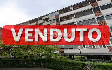 Appartamento a Milano Via Alfonso Cossa 3 locali