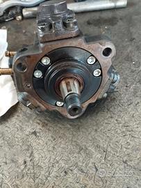 Iniettori e pompa gasolio captiva 2,2 0445110270