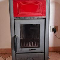 Stufa a Legna dalzotto  in ghisa e maiolica d