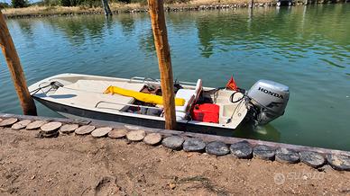 boston whaler 13 sport classic con Honda 40 hp